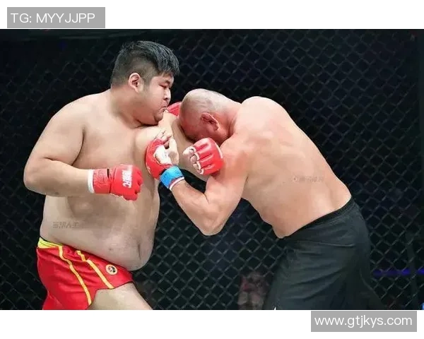 敖日格乐与金在勋的巅峰对决谁将成为拳坛新王者