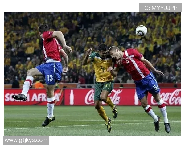 日本与澳大利亚足球比赛直播全程回顾及精彩瞬间分析